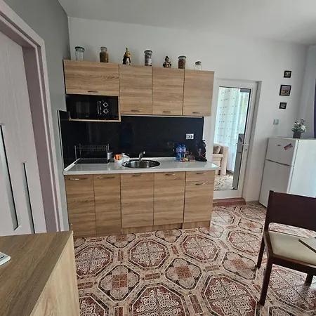 Διαμέρισμα ани Τσερνομόρετς